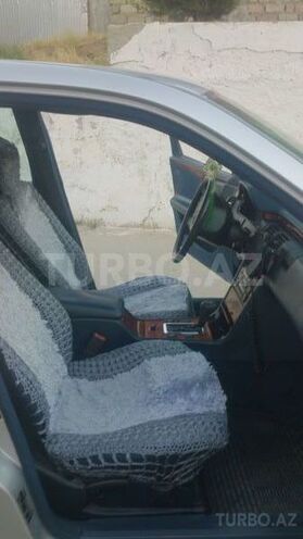Mercedes E 200 1997, 335,000 km - 2.0 l - Bakı