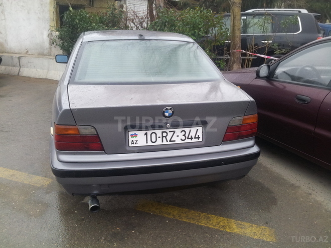 BMW 318 1992, 378,000 km - 1.8 l - Bakı
