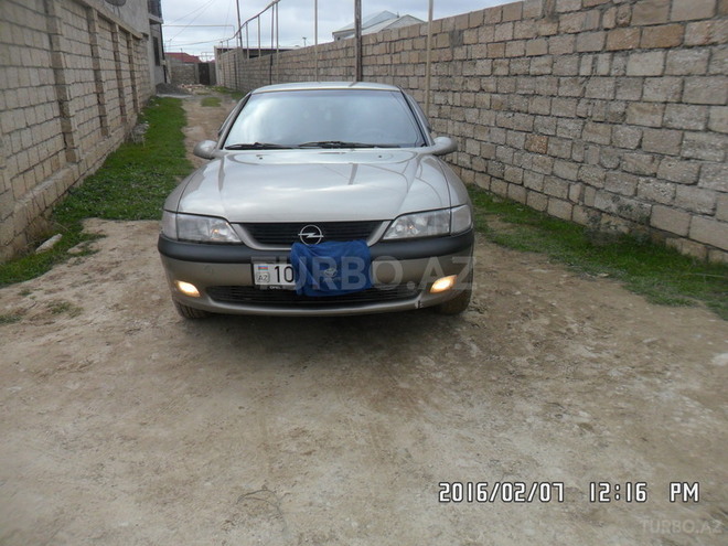 Opel Vectra 1997, 296,560 km - 0.2 л - Bakı