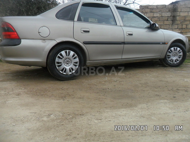 Opel Vectra 1997, 296,560 km - 0.2 л - Bakı