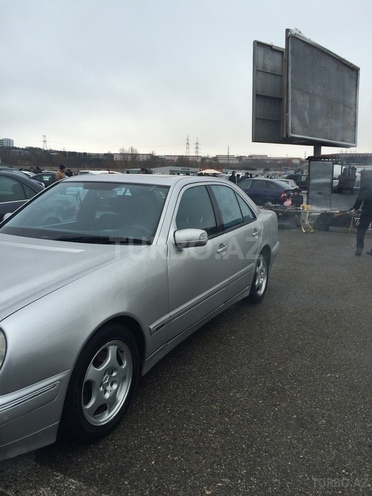 Mercedes E 280 2000, 360,000 km - 2.8 л - Bakı