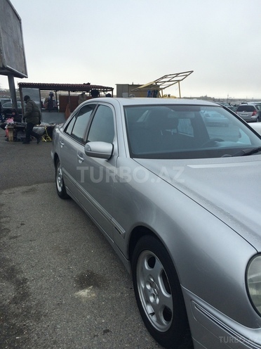 Mercedes E 280 2000, 360,000 km - 2.8 л - Bakı