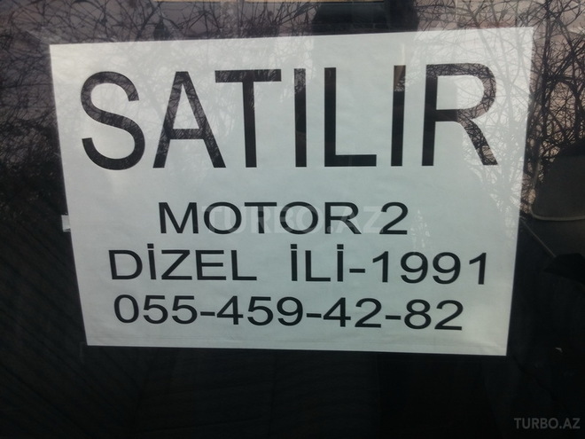 Mercedes E 200 1991, 50,000 km - 0.6 l - Saatlı