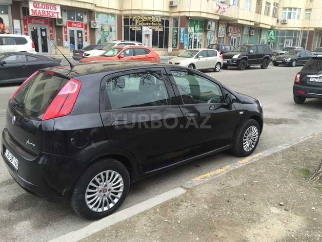 Fiat Punto 2007, 260,000 km - 1.4 l - Bakı