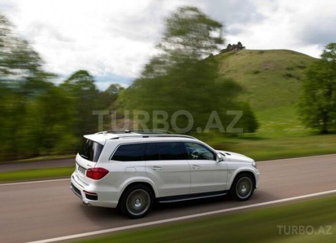 Mercedes GL 63 AMG 2016, 30,000 km - 6.3 l - Ağdam