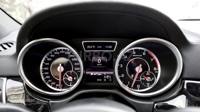 Mercedes GL 63 AMG 2016, 30,000 km - 6.3 l - Ağdam