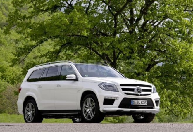 Mercedes GL 63 AMG 2016, 30,000 km - 6.3 l - Ağdam