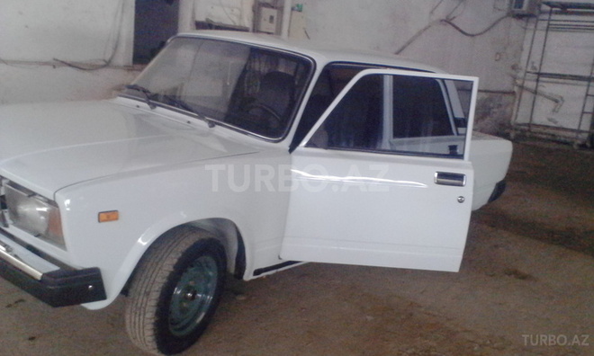 LADA (VAZ) 2107 2010, 68,000 km - 1.8 l - Salyan