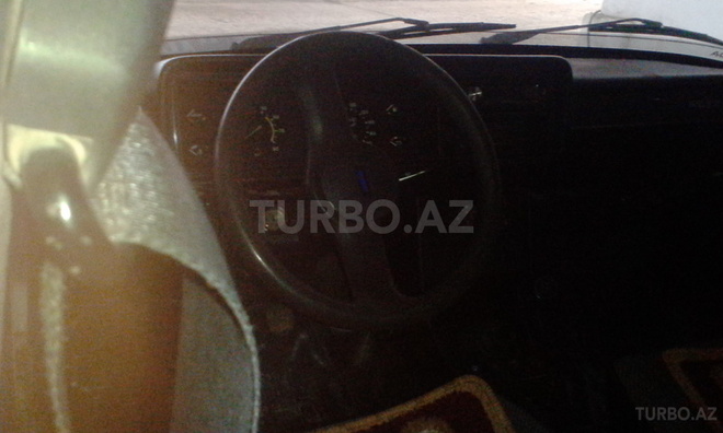 LADA (VAZ) 2107 2010, 68,000 km - 1.8 l - Salyan