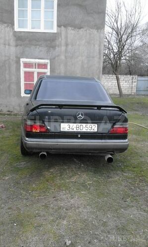 Mercedes E 230 1989, 55,555 km - 2.8 l - Bakı