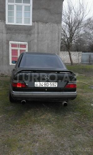 Mercedes E 230 1989, 55,555 km - 2.8 l - Bakı