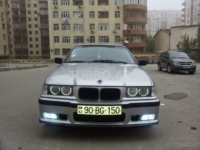 BMW 318 1991, 175,000 km - 1.8 л - Bakı