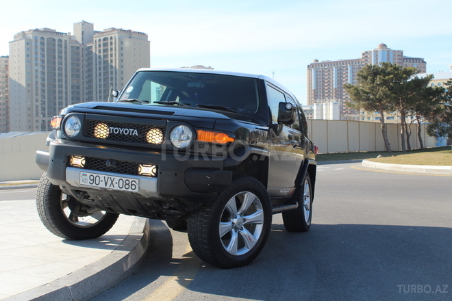 Toyota FJ Cruiser 2008, 170,000 km - 4.0 л - Bakı