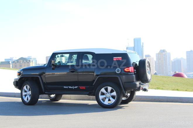 Toyota FJ Cruiser 2008, 170,000 km - 4.0 л - Bakı