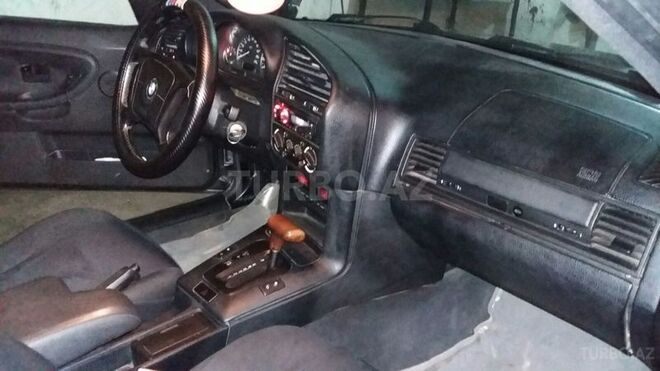 BMW 318 1994, 3,358,000 km - 1.8 l - Ucar