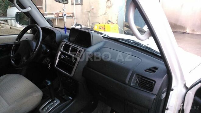 Mitsubishi Pajero io 2002, 300,000 km - 2.0 л - Bakı