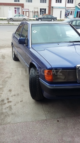 Mercedes 190 1992, 230,000 km - 2.3 л - Sumqayıt