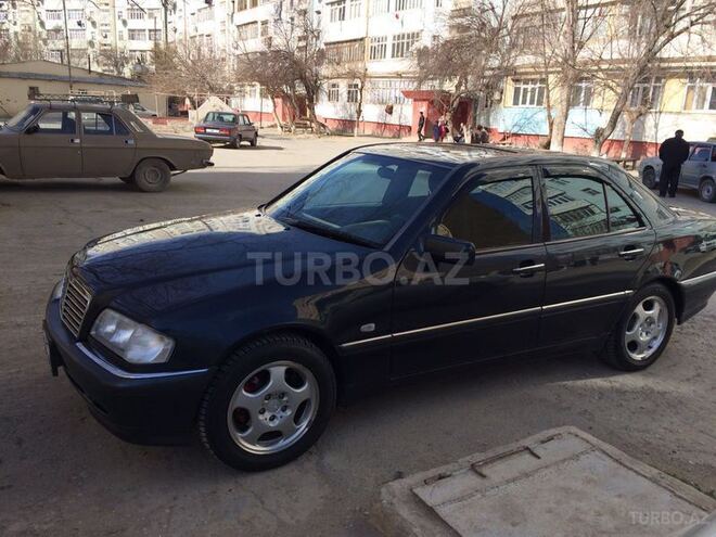 Mercedes C 240 1997, 125,000 km - 2.4 l - Sumqayıt