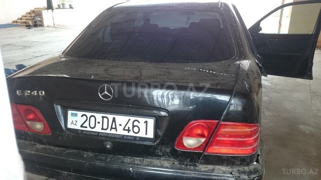 Mercedes E 240 1998, 160,000 km - 2.4 l - Şəmkir