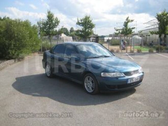 Opel Vectra 2001, 158,000 km - 2.2 l - Bakı