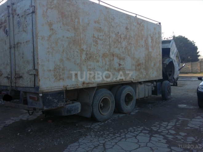 KamAz 53202 1984, 585,000 km - 11.0 l - Sumqayıt