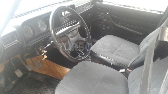 LADA (VAZ) 2107 1988, 250,000 km - 1.6 л - Bakı