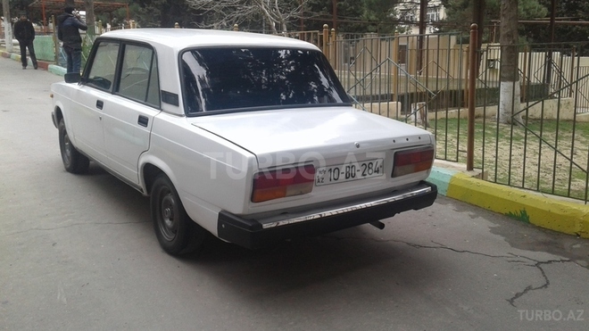 LADA (VAZ) 2107 1988, 250,000 km - 1.6 л - Bakı