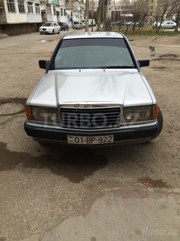 Mercedes 190 1992, 240,000 km - 1.8 l - Sumqayıt