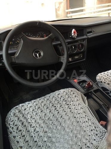 Mercedes 190 1992, 240,000 km - 1.8 l - Sumqayıt