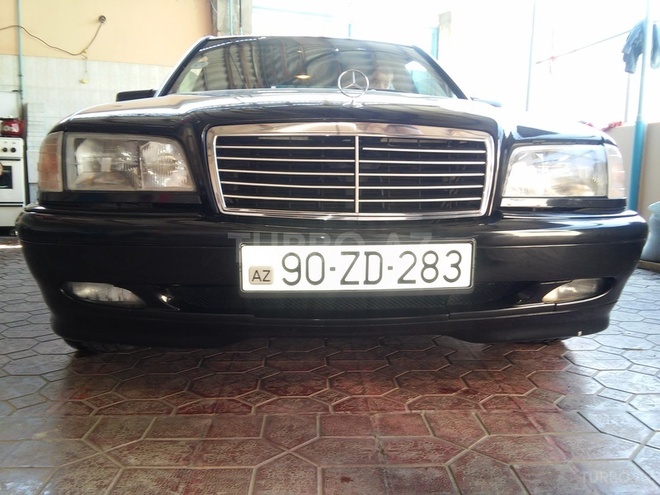 Mercedes C 240 1999, 290,000 km - 2.4 л - Bakı