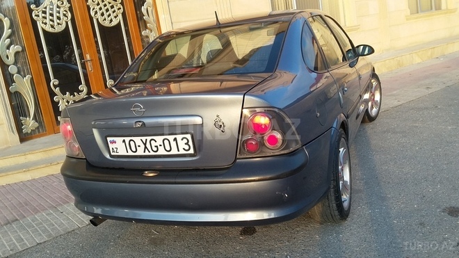Opel Vectra 1998, 195,000 km - 2.0 л - Bakı