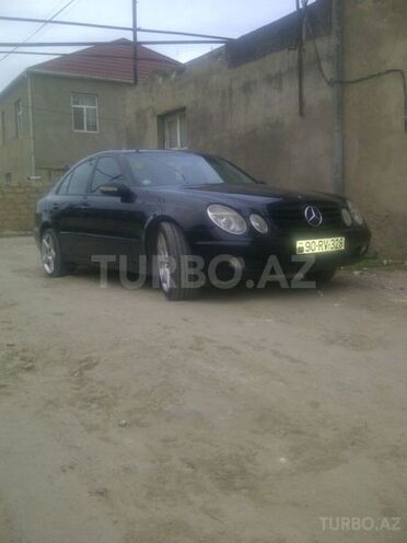 Mercedes E 220 2002, 320,000 km - 2.2 l - Bakı