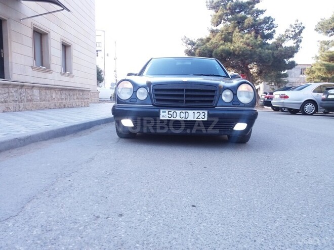 Mercedes E 240 1997, 245,000 km - 2.4 l - Sumqayıt