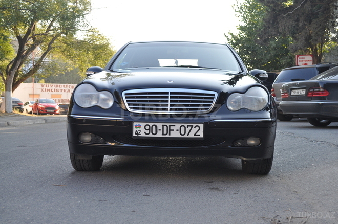 Mercedes C 200 2000, 202,000 km - 2.0 l - Bakı