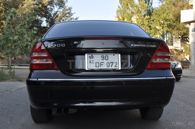 Mercedes C 200 2000, 202,000 km - 2.0 l - Bakı