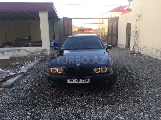BMW 528 1998, 297,000 km - 2.8 l - Bakı
