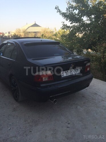 BMW 528 1996, 296,000 km - 2.8 l - Bakı