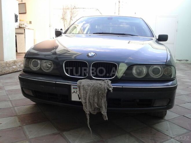 BMW 528 2000, 290,000 km - 2.8 л - Bakı