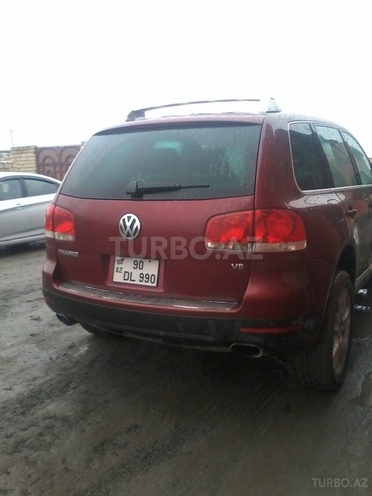 Volkswagen Touareg 2004, 17,000 km - 4.2 l - Qəbələ
