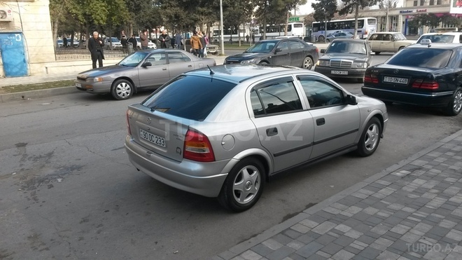 Opel Astra 2001, 139,737 km - 1.6 l - Bakı