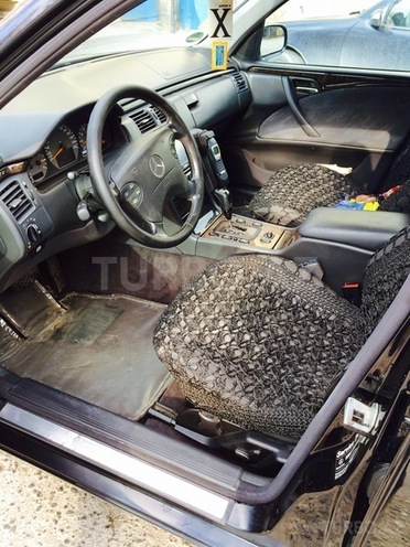 Mercedes E 200 2001, 180,000 km - 2.0 л - Bakı