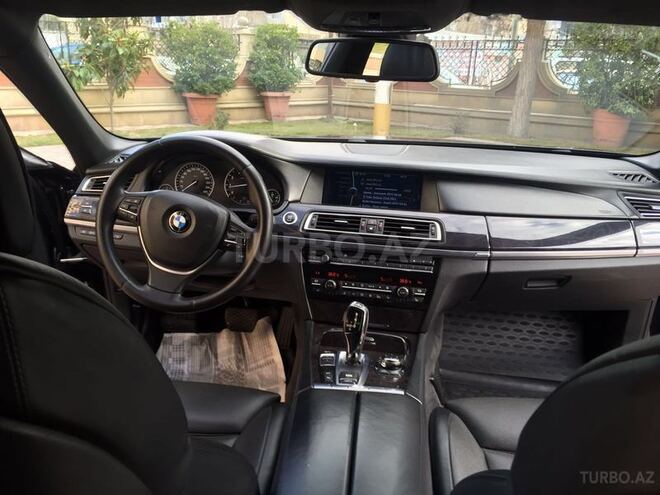 BMW 750 2009, 83,000 km - 4.4 l - Bakı