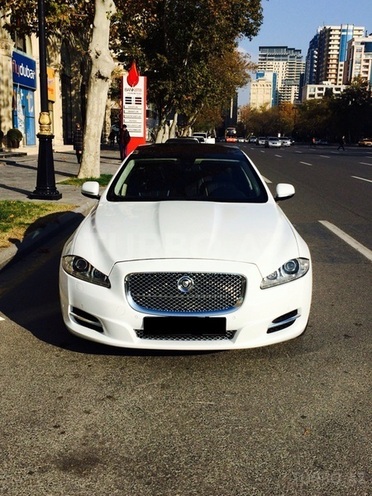 Jaguar  2010, 81,000 km - 5.0 l - Bakı
