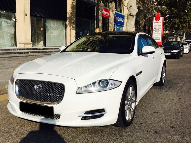 Jaguar  2010, 81,000 km - 5.0 l - Bakı