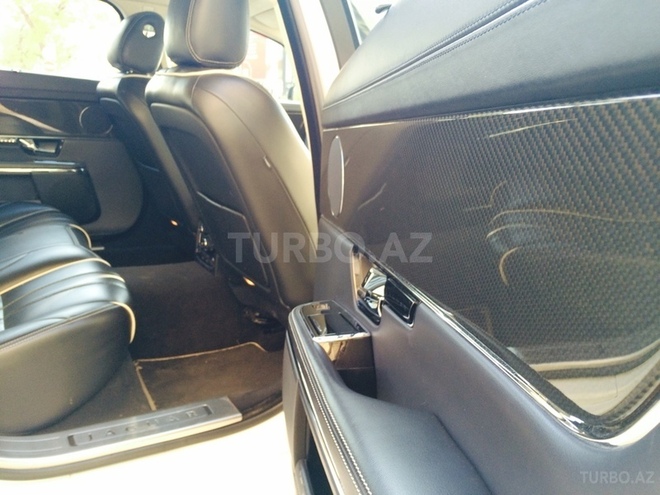 Jaguar  2010, 81,000 km - 5.0 l - Bakı