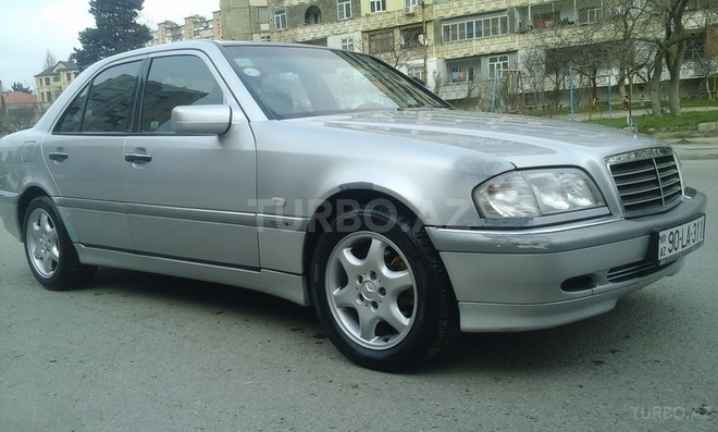 Mercedes C 200 1998, 272,226 km - 2.0 l - Bakı
