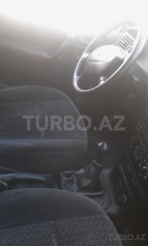 Opel Vectra 1995, 370,000 km - 1.6 l - Bakı