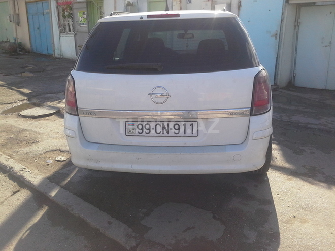 Opel Astra 2006, 223,000 km - 1.9 l - Bakı