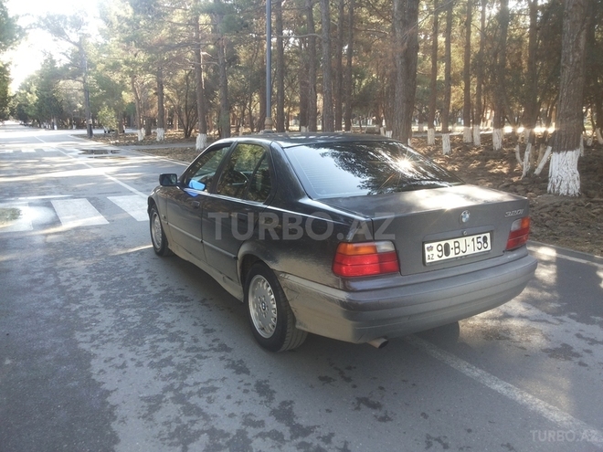 BMW 320 1992, 250,000 km - 2.0 l - Sumqayıt