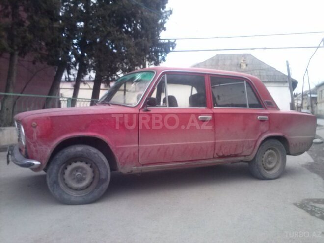 LADA (VAZ) 21011 1983, 230,000 km - 1.5 л - Ucar